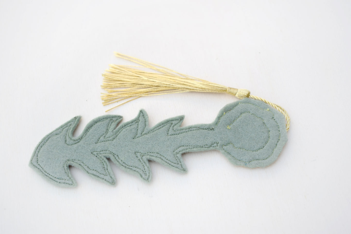 Dandelion bookmark - embroidered felt