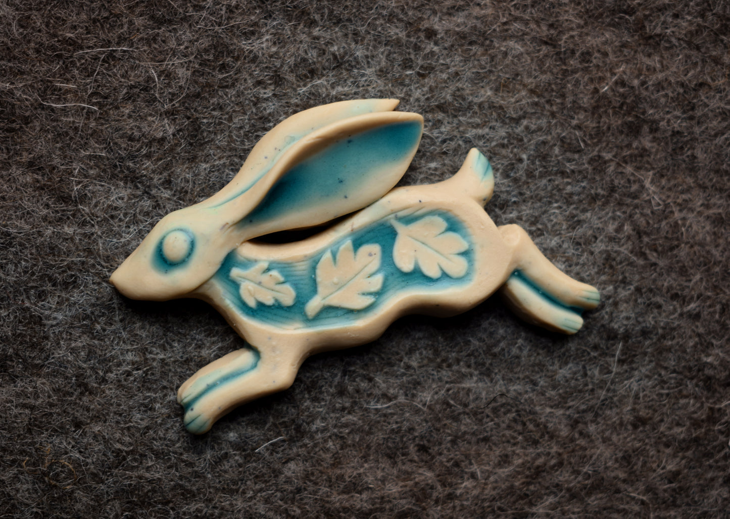 Brooch/Badge: Running Hare (Polymer Clay)