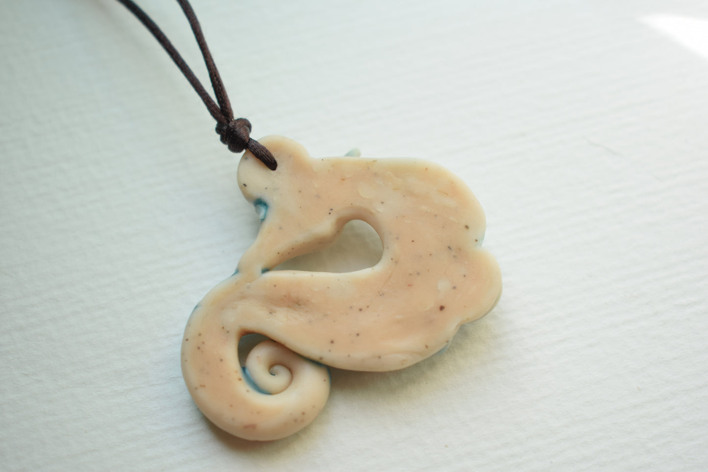 Kelpie pendant (b4)