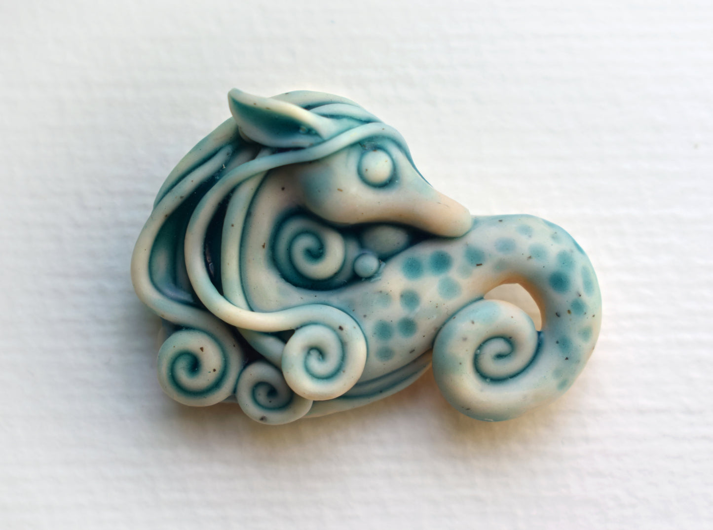 Kelpie brooch (b2)