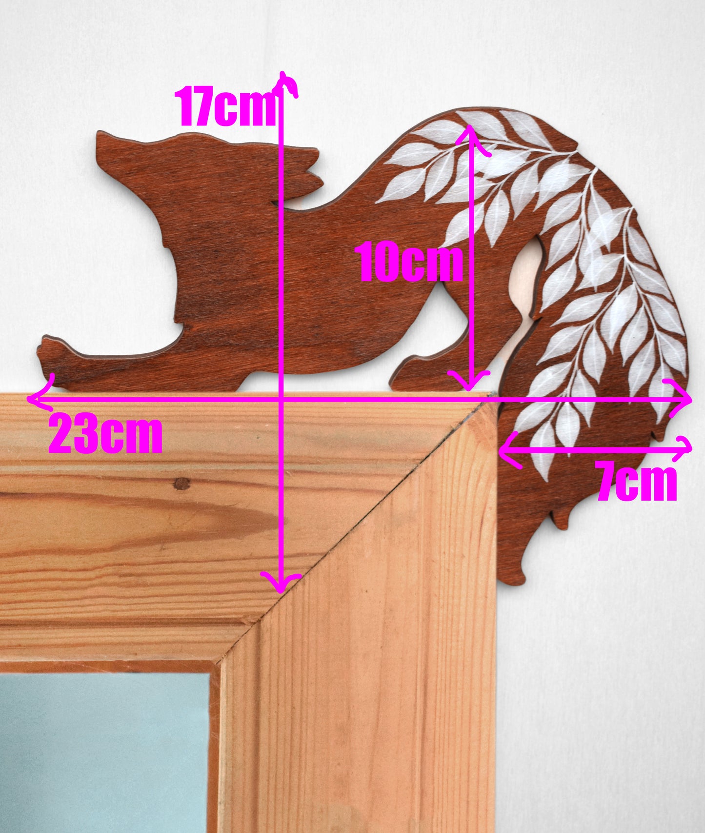 Stretching Fox Door Topper