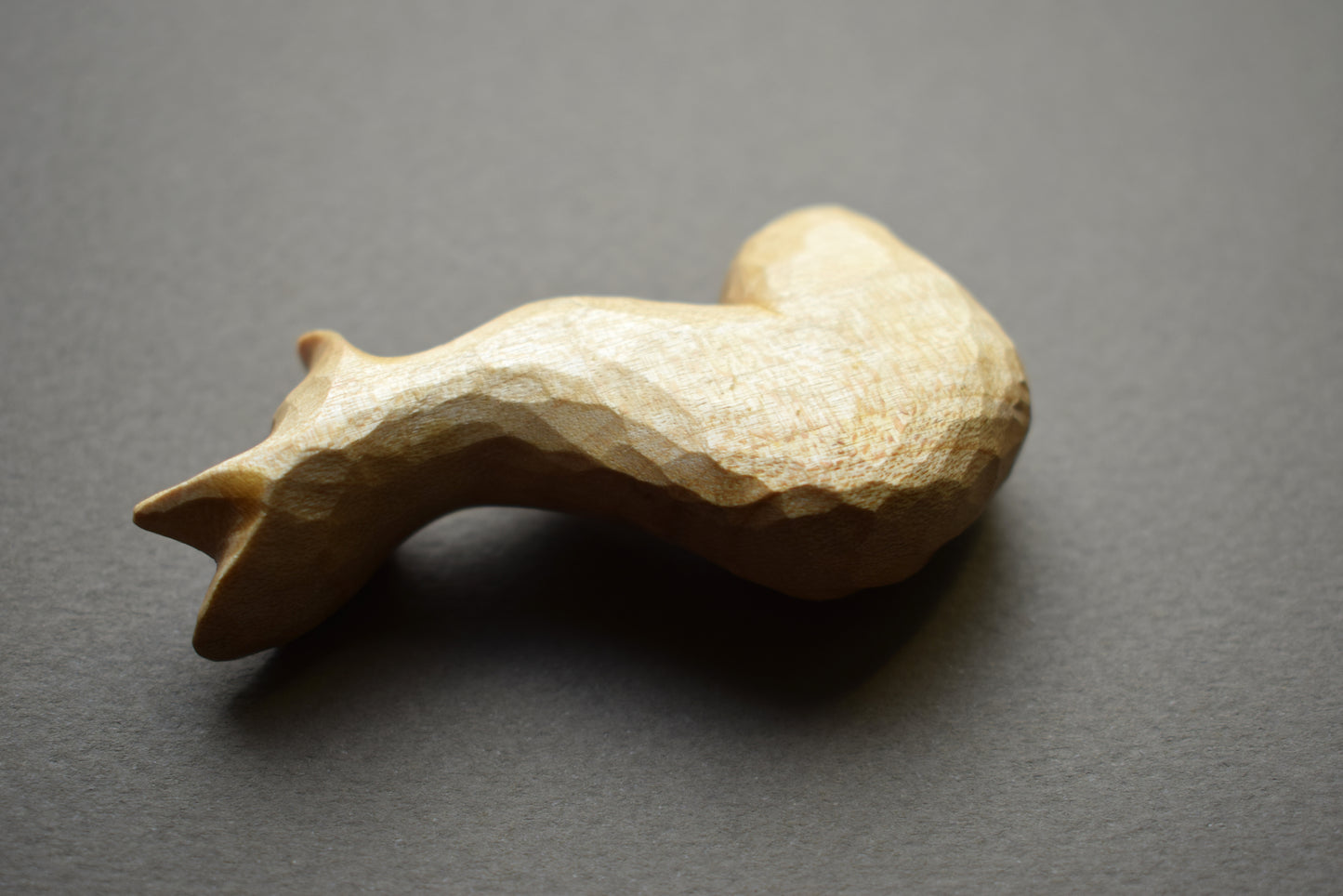 Small fox carving