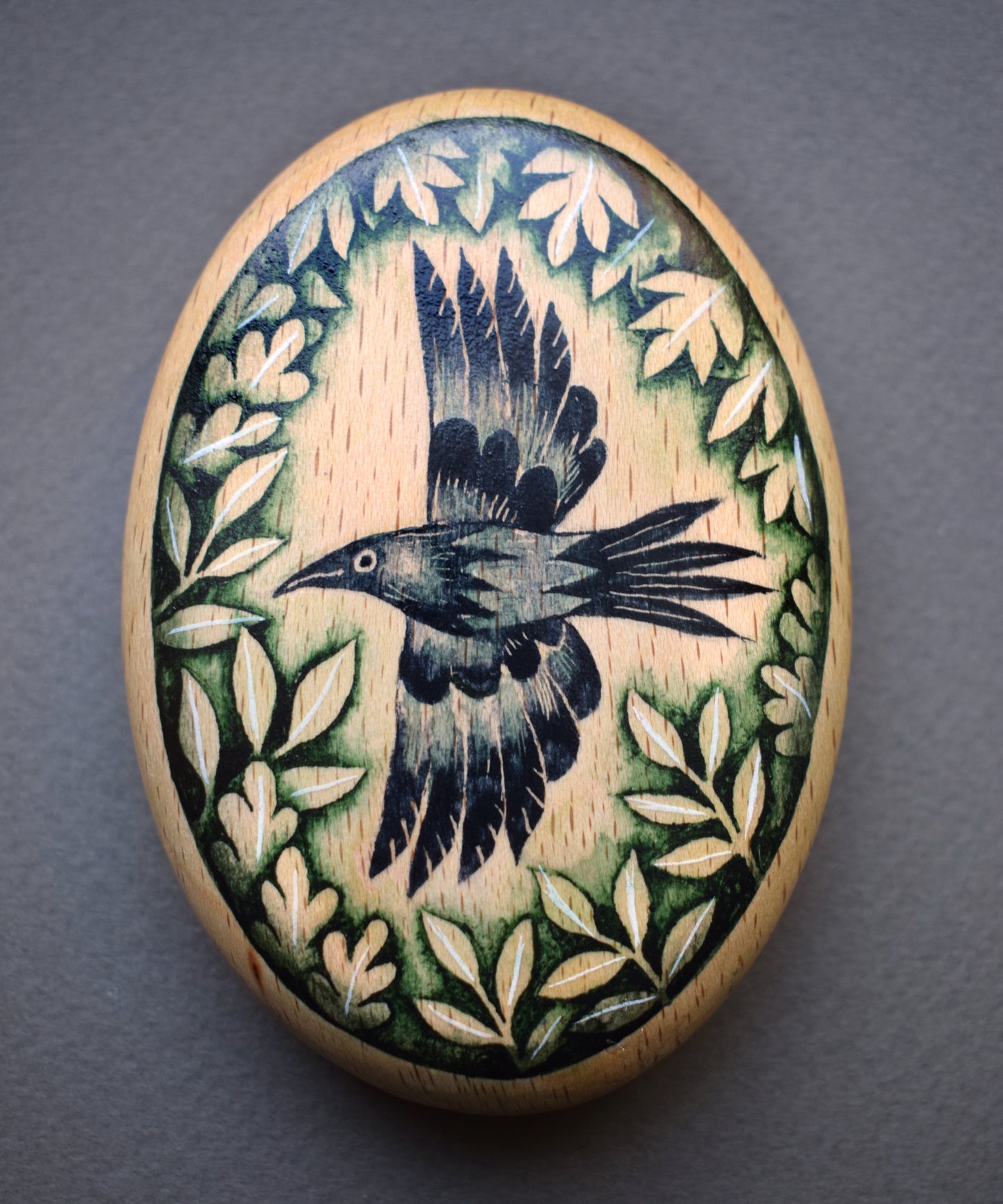 Crow Pebble (large)