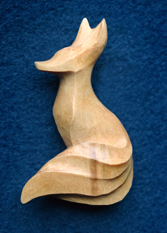 Small fox carving (Lime)