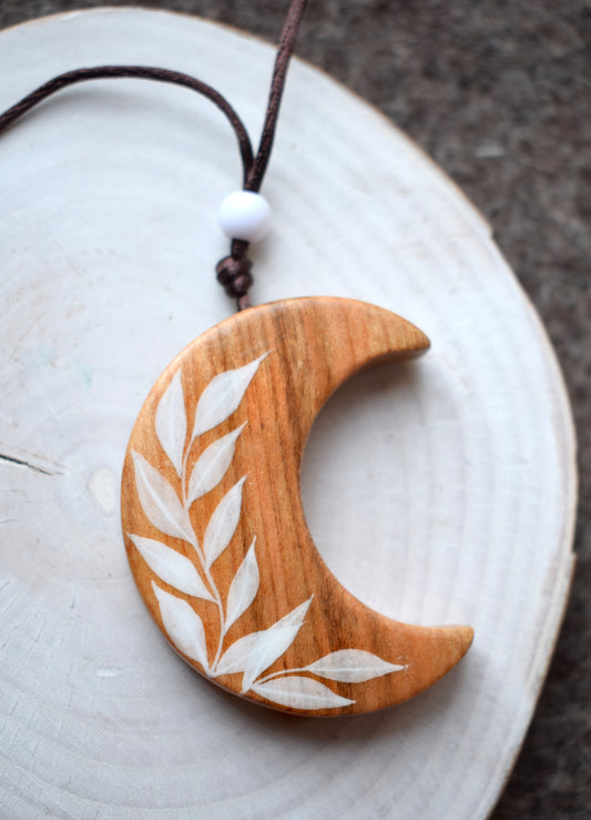 Leafy Moon in Cherry 2