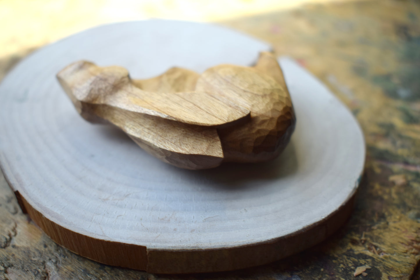 Small hare carving (Cherry)