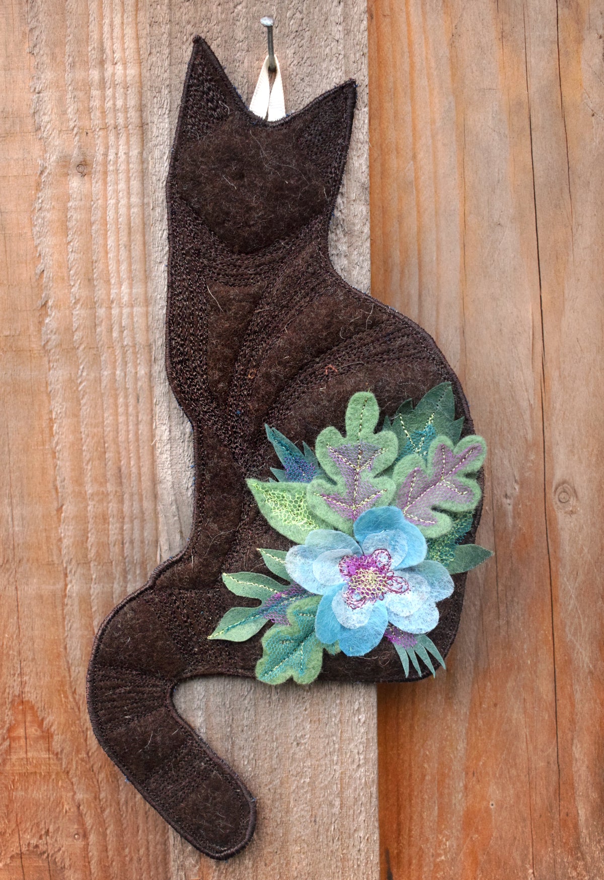 Floral Cat wall hanging