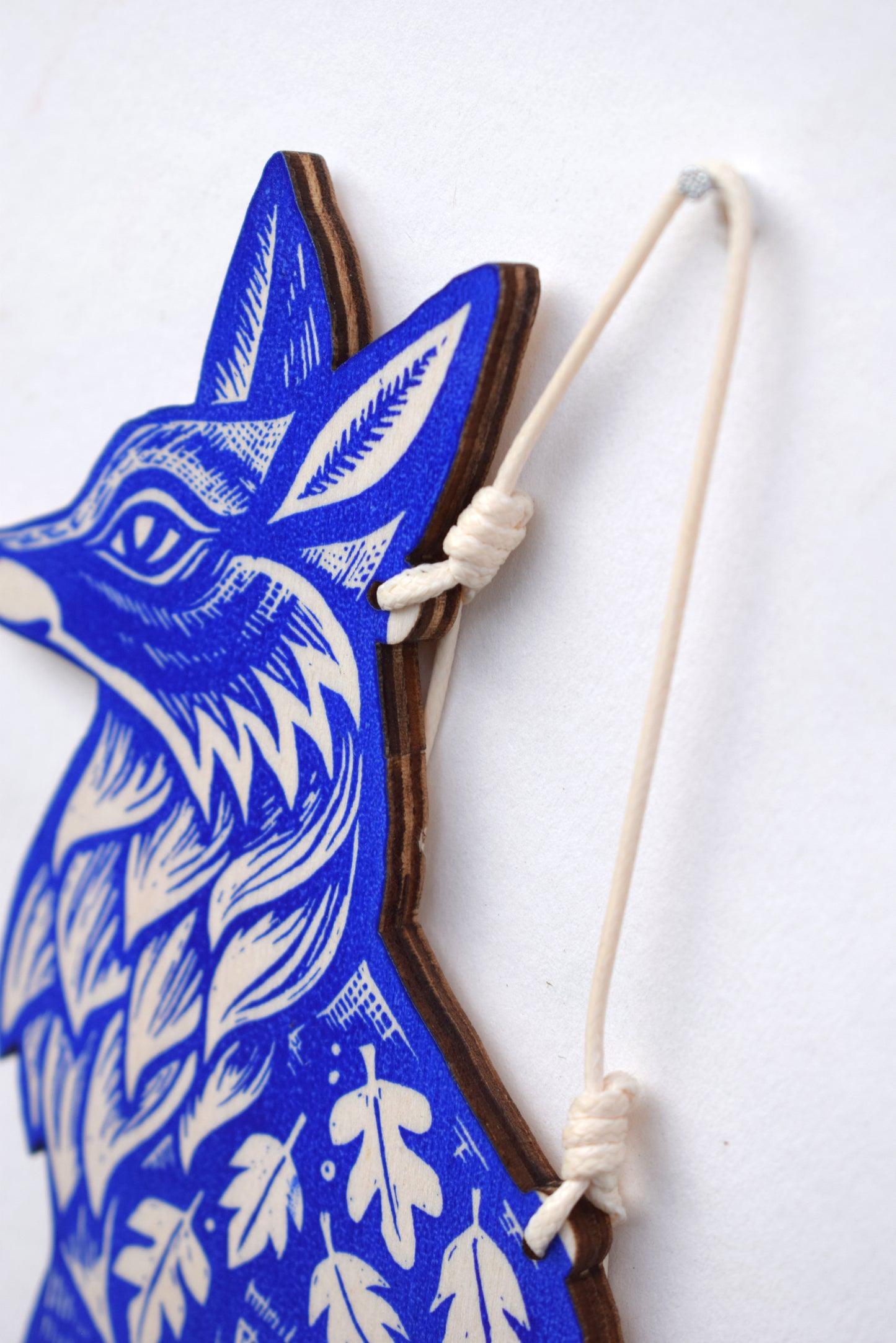 Ultramarine Wooden Fox Wall Hanging (f18)