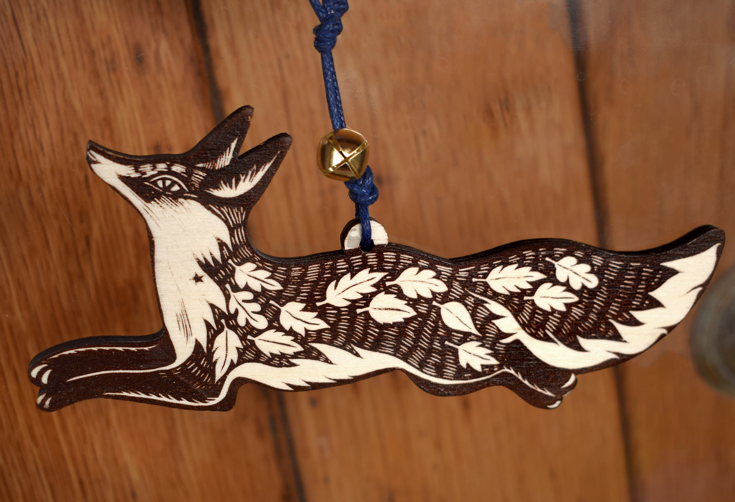 Small Leafy fox - screen print on wood ornament, in red or brown