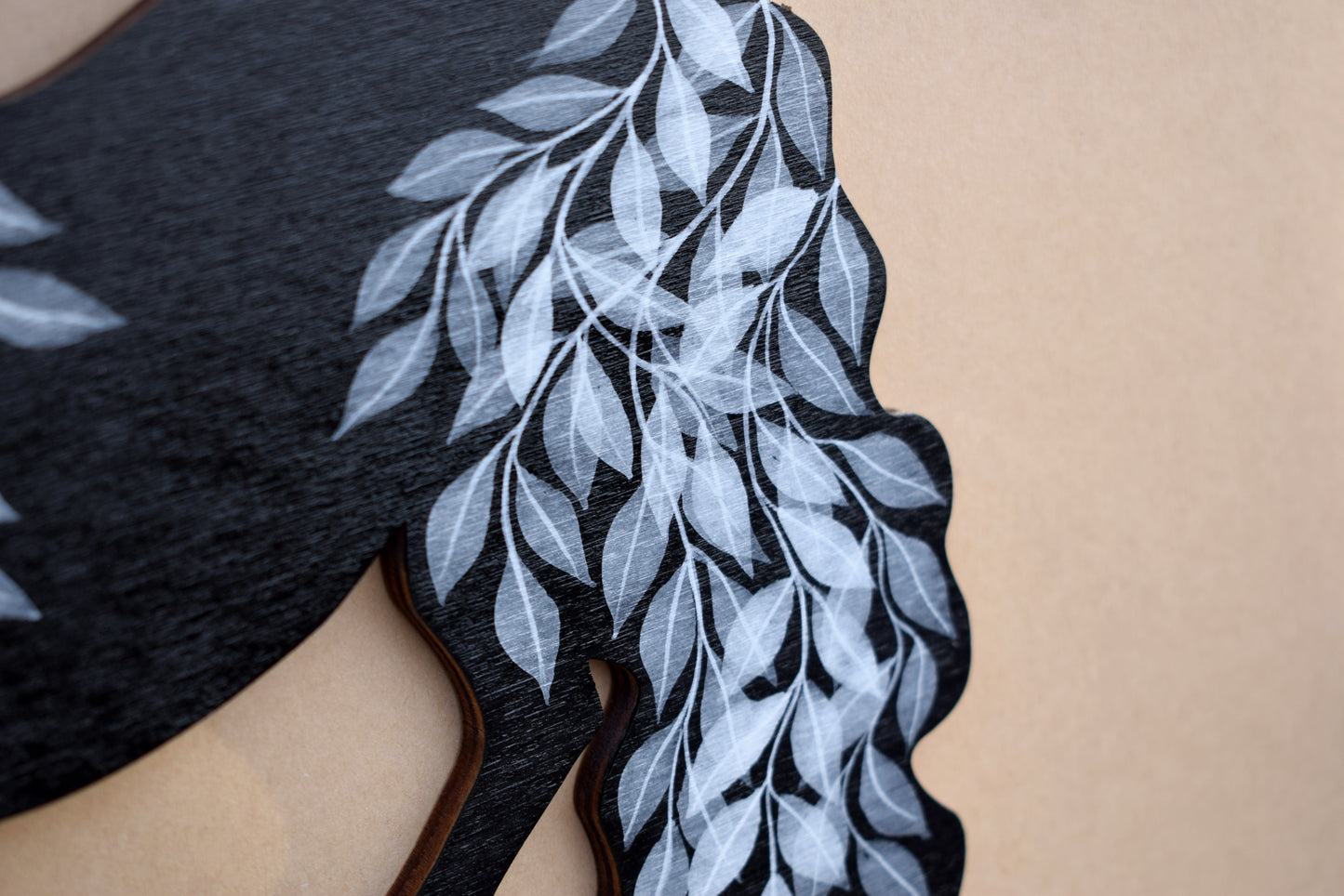 Black Horse wall hanging (b20)