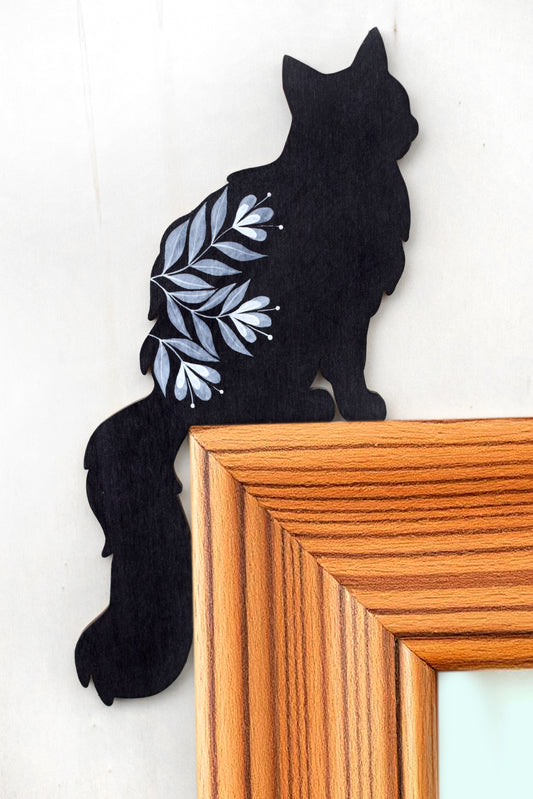 Leafy Black Cat