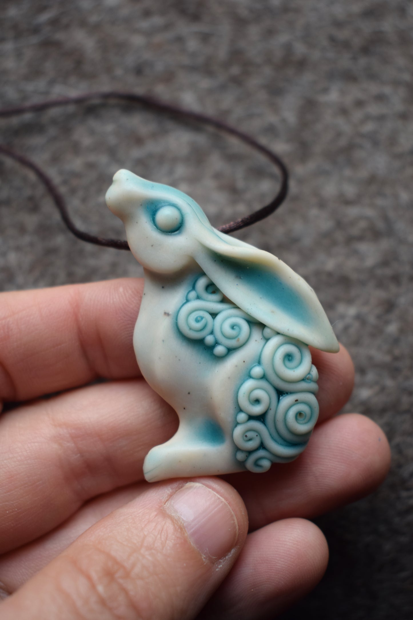 Moon Gazing Hare pendant (b4)