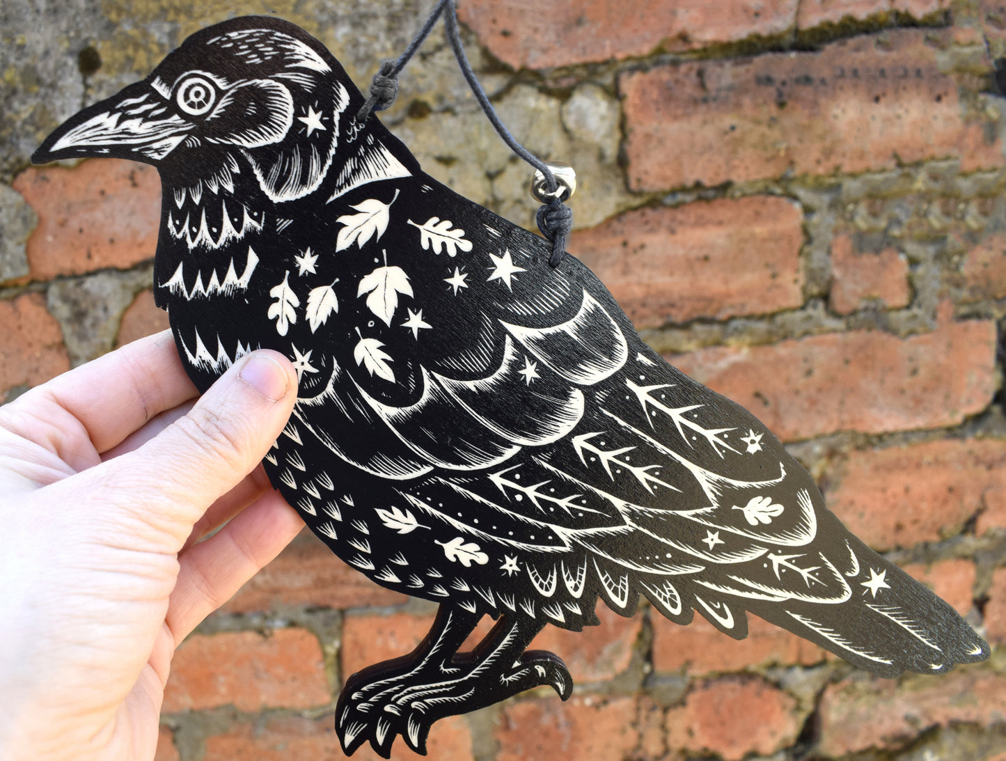 Crow Wall hanging - Wood, Screen printed by hand (b31)