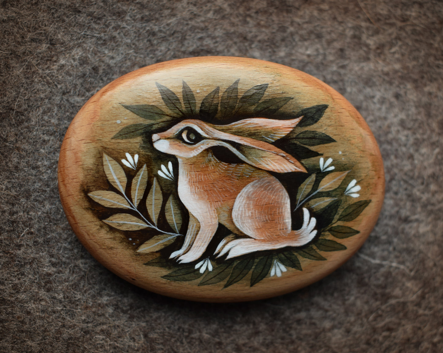 Hare Pebble